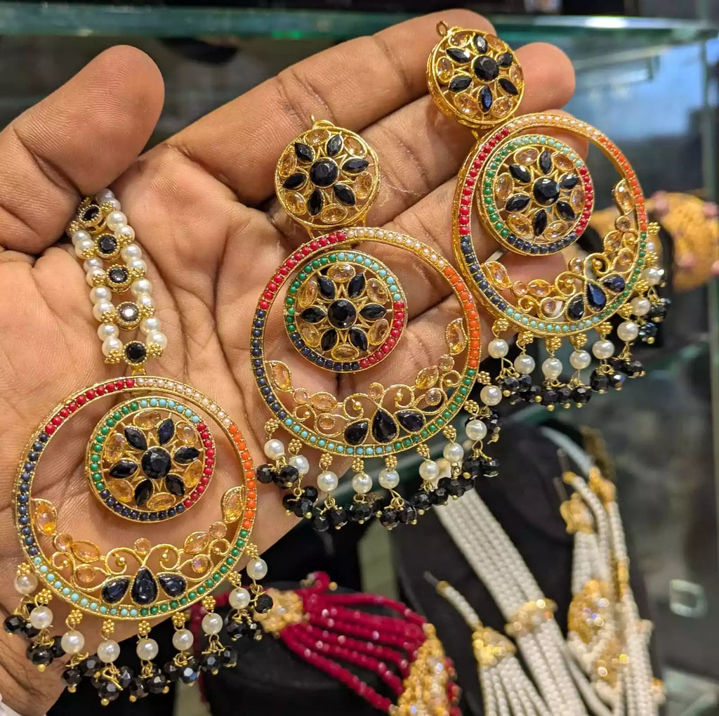 Noratan earrings with teeka