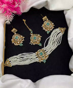 Zircon choker set with teeka