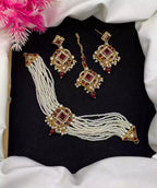 Zircon choker set with teeka
