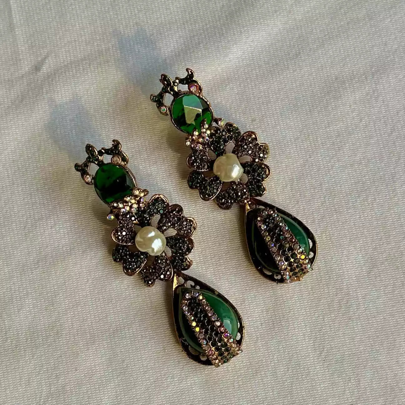 Turkish earrings Secondary image