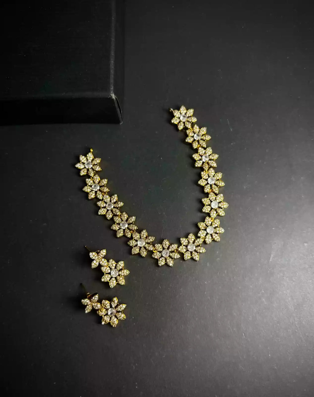 Indian zircon necklace set