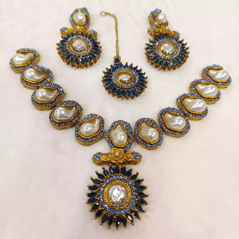 Mother pearl necklace set