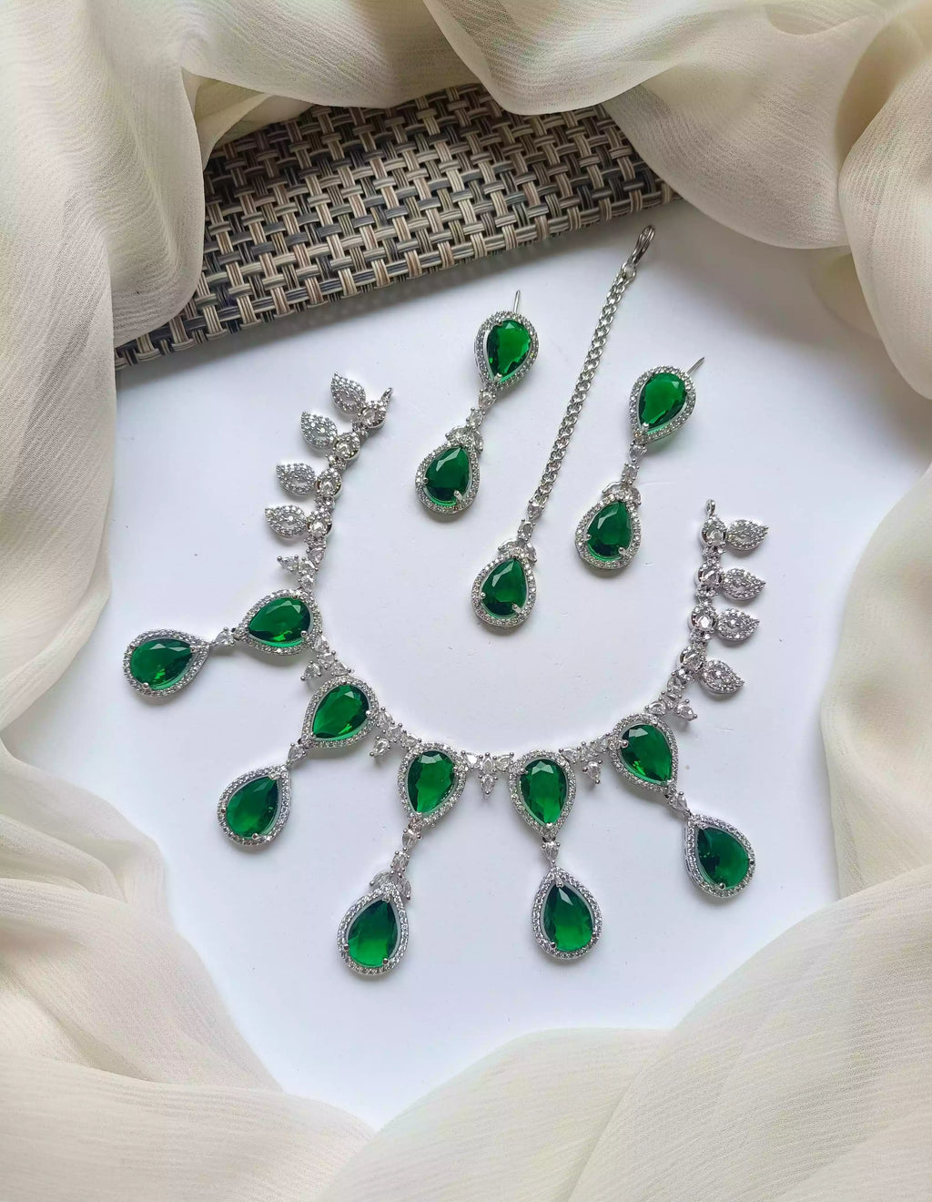 American diamond necklace set
