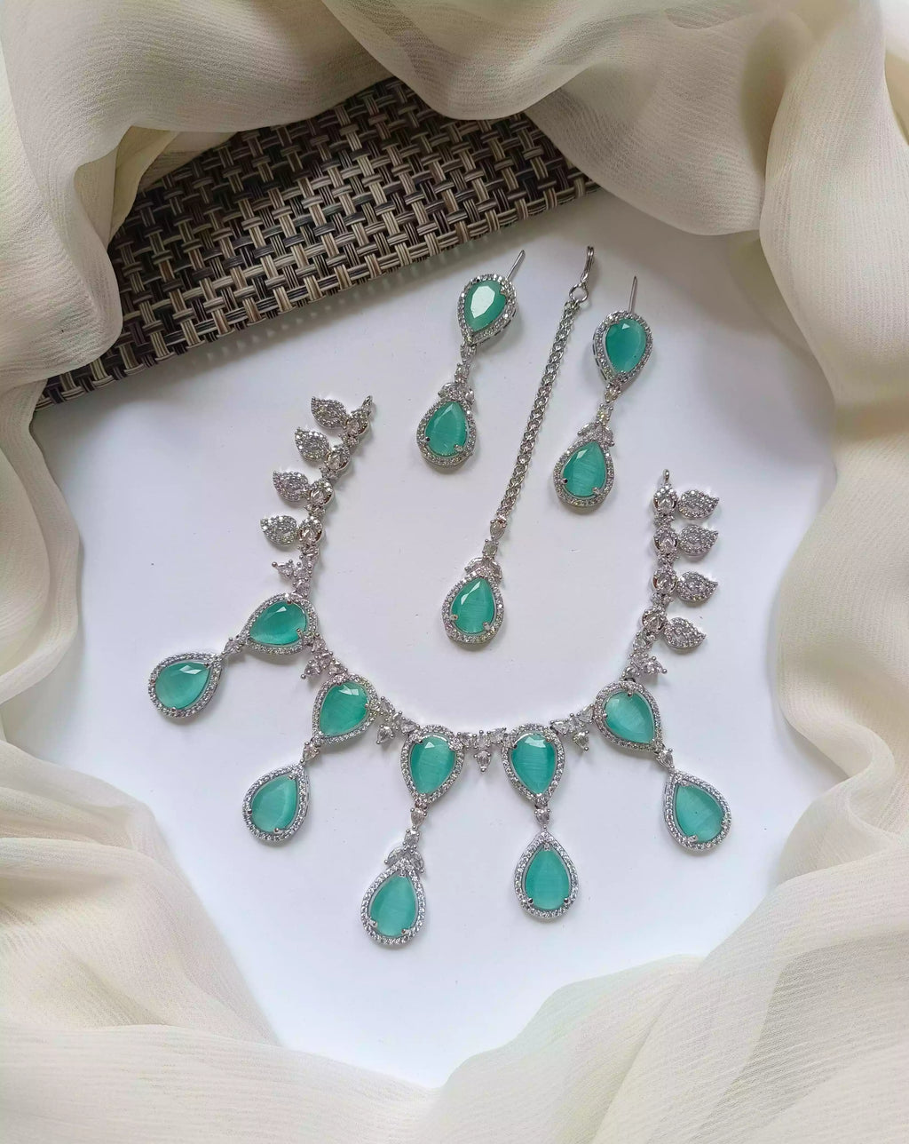 American diamond necklace set
