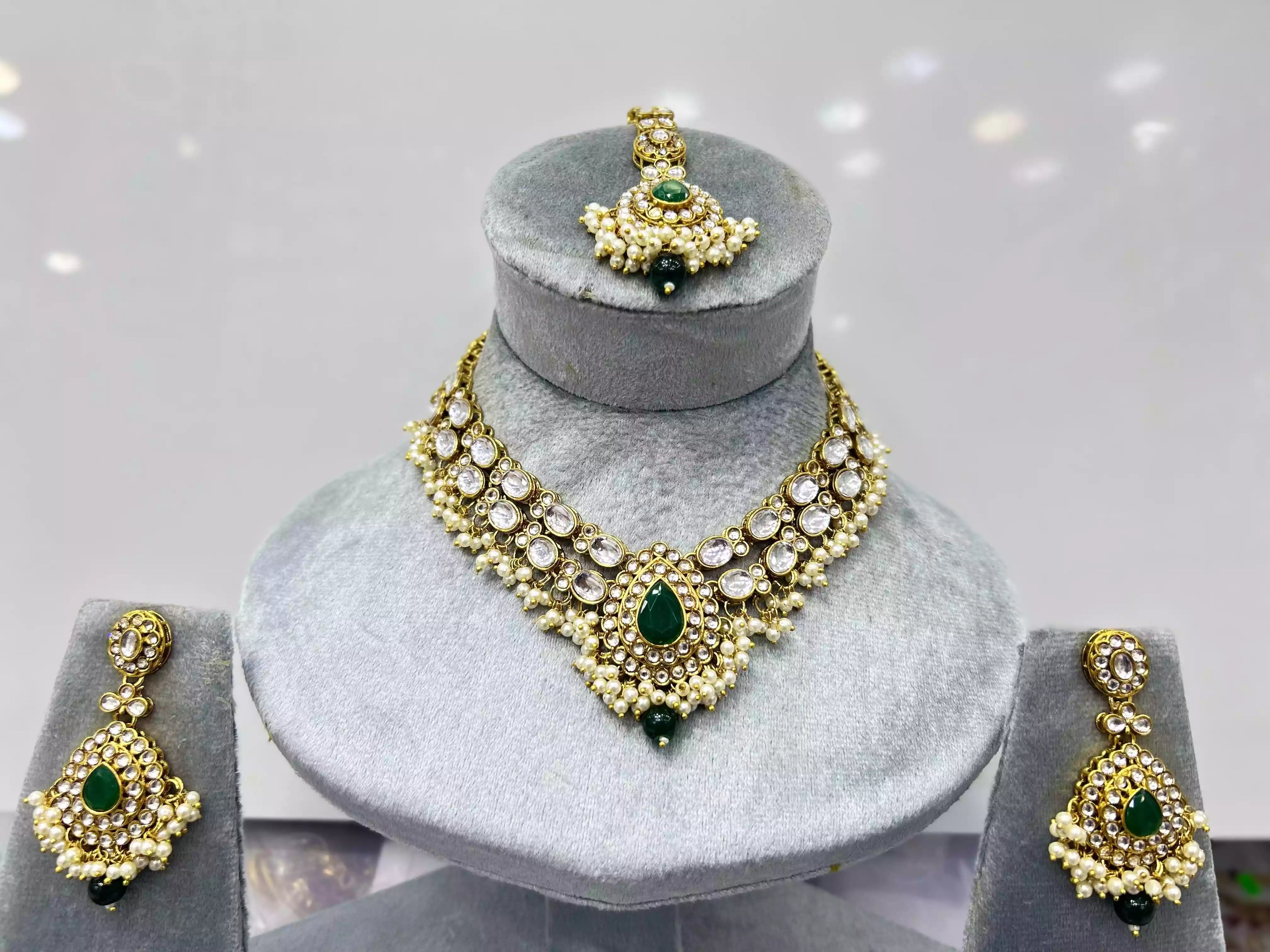Kundan necklace set