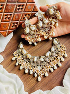Mother pearl necklace set