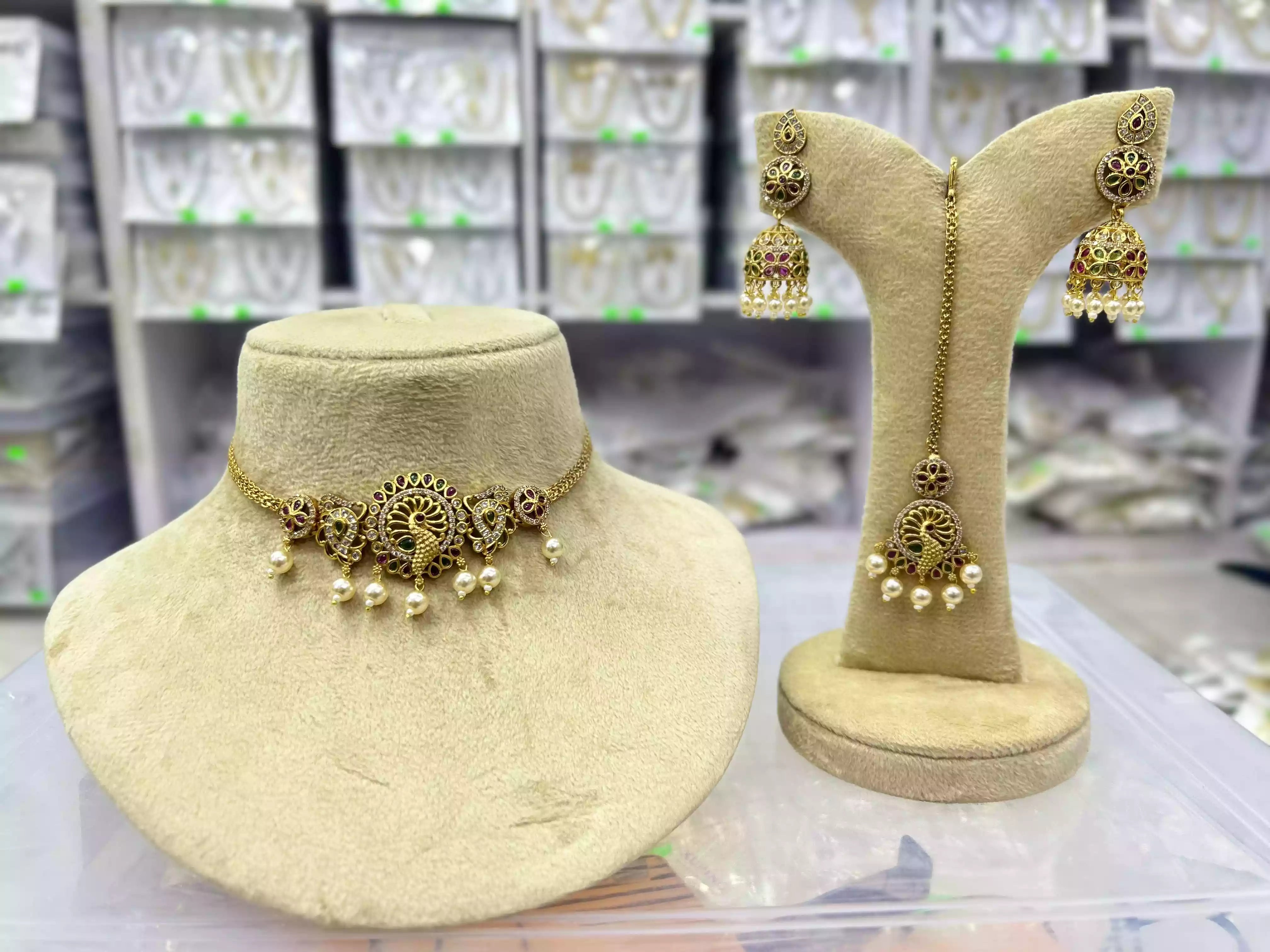 South indian choker set Secondary image