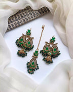Zircon earrings with teeka