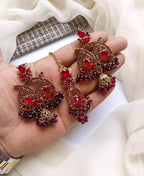 Zircon earrings with teeka