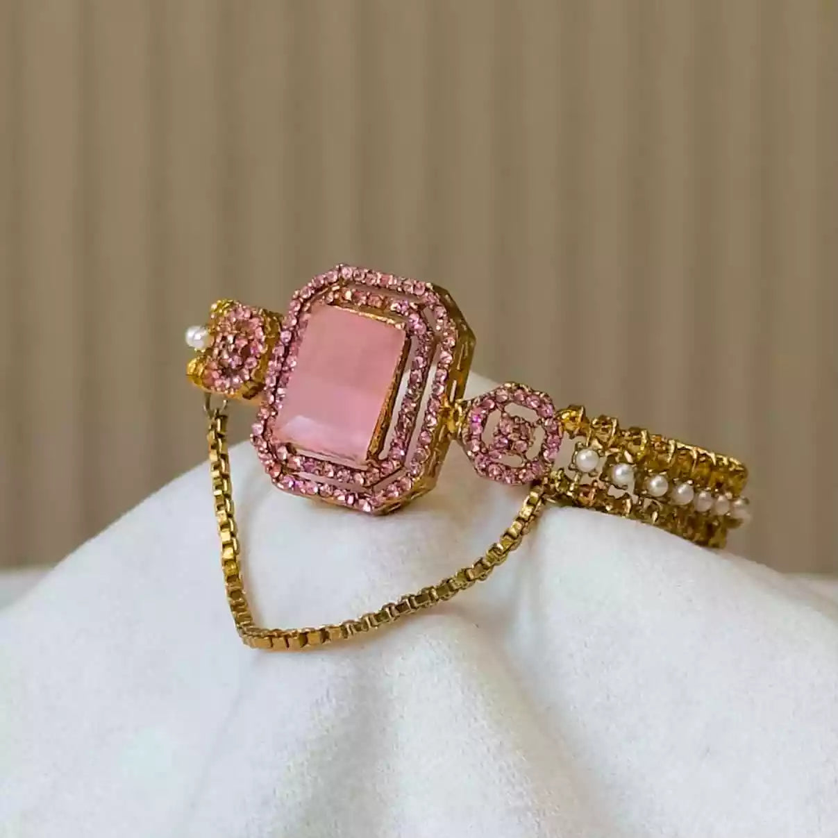 Zircon openable kara