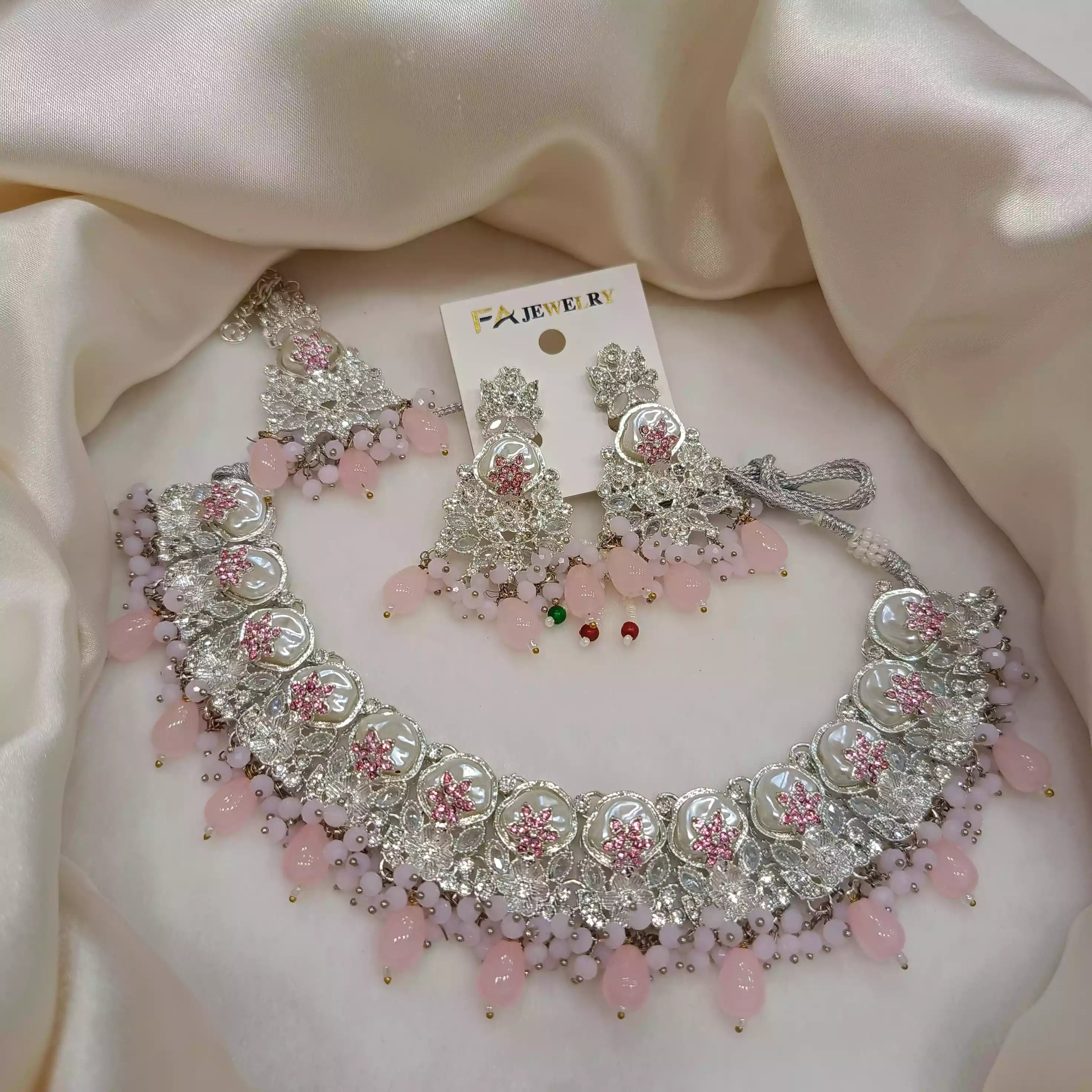 Turkish MOP necklace set Secondary image