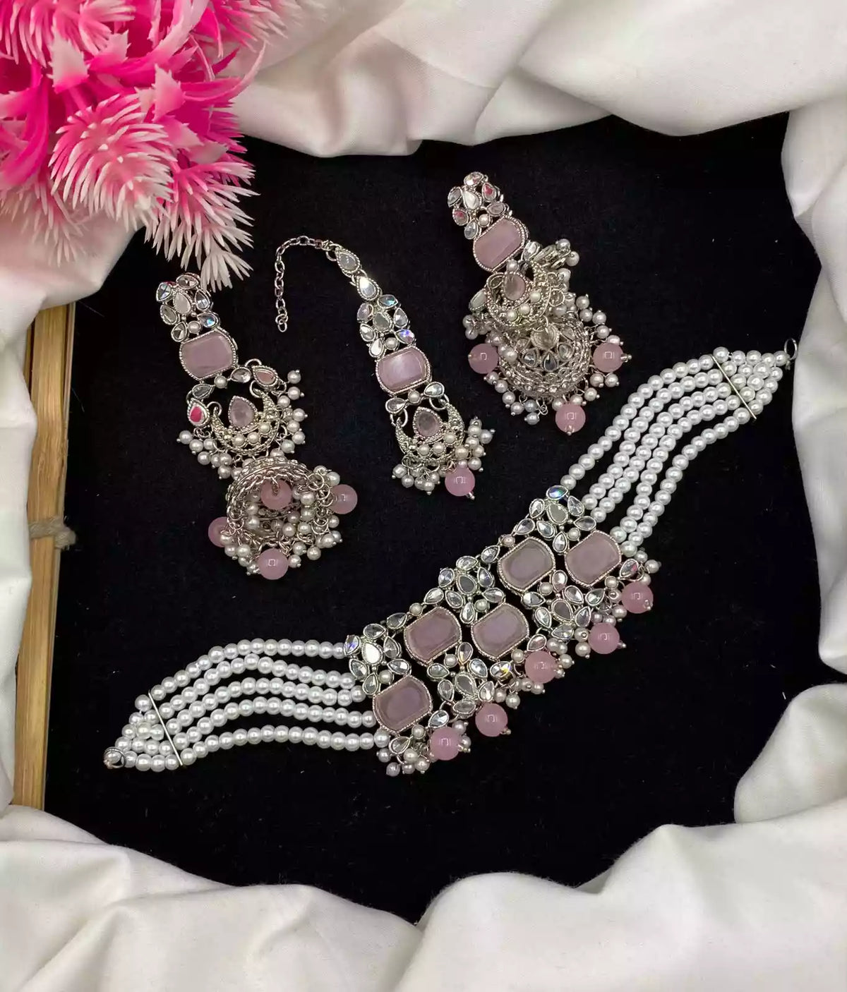 Egyptian choker set