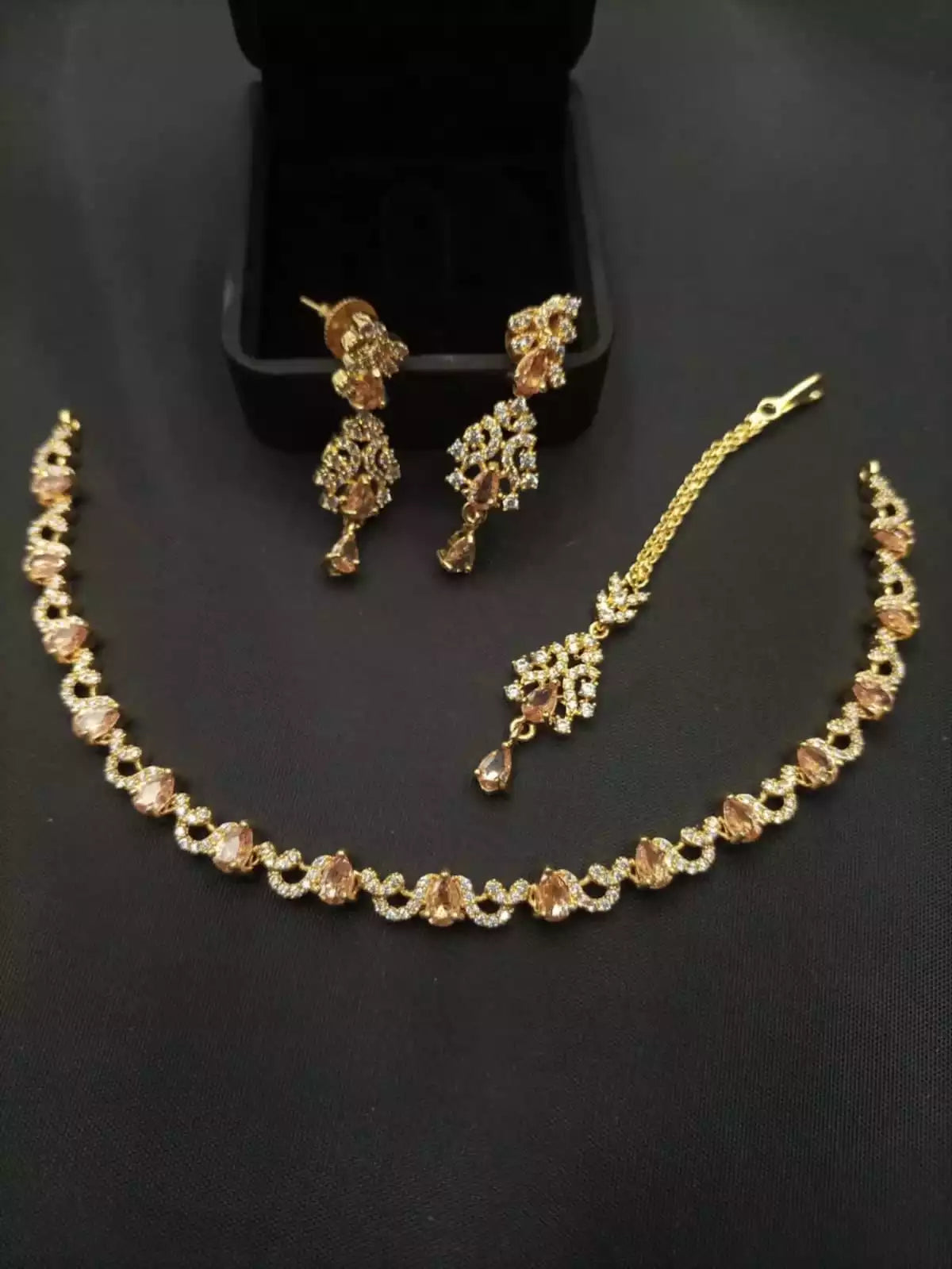 Delicate AD zircon necklace set