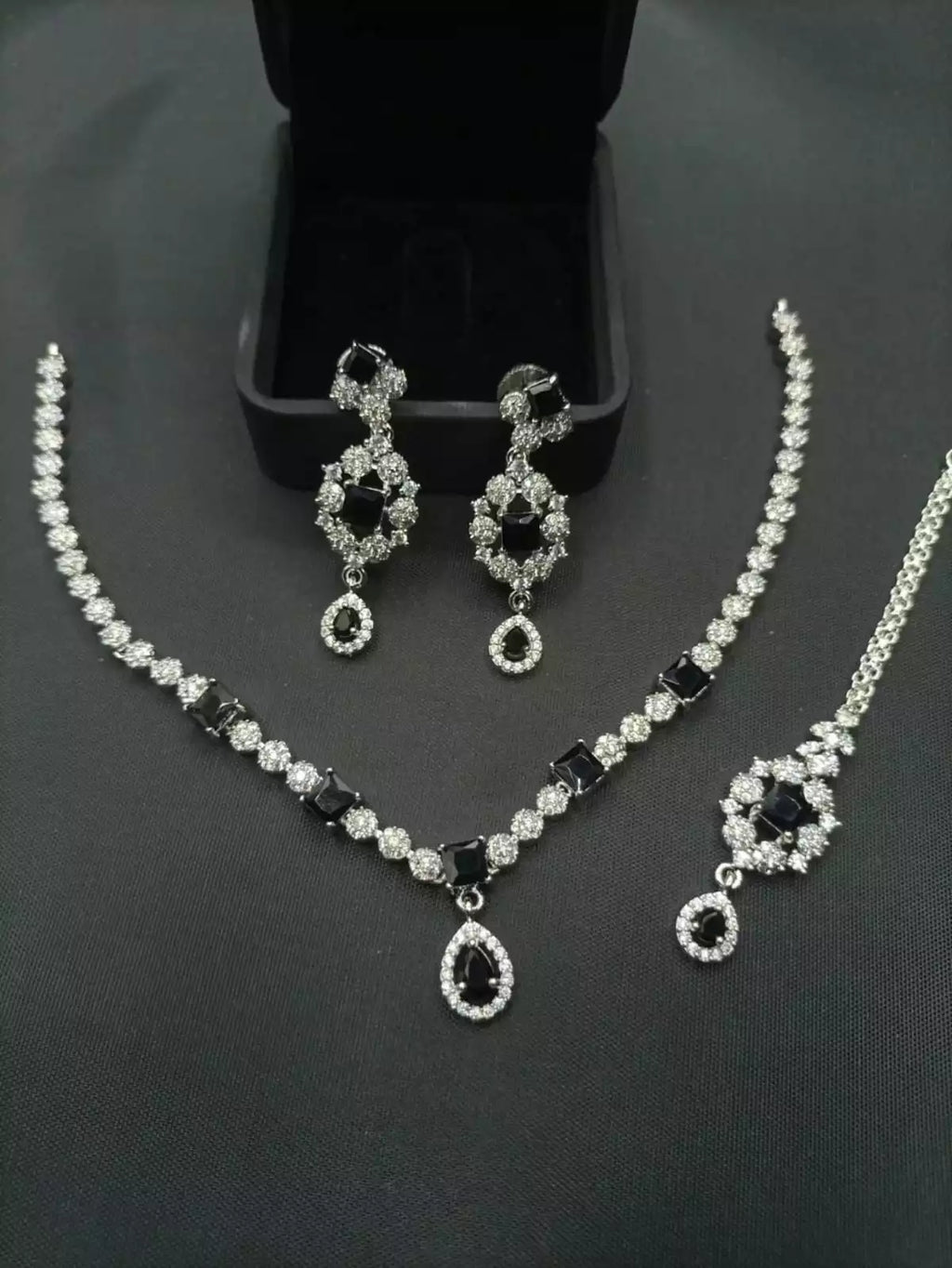 Indian zircon necklace set