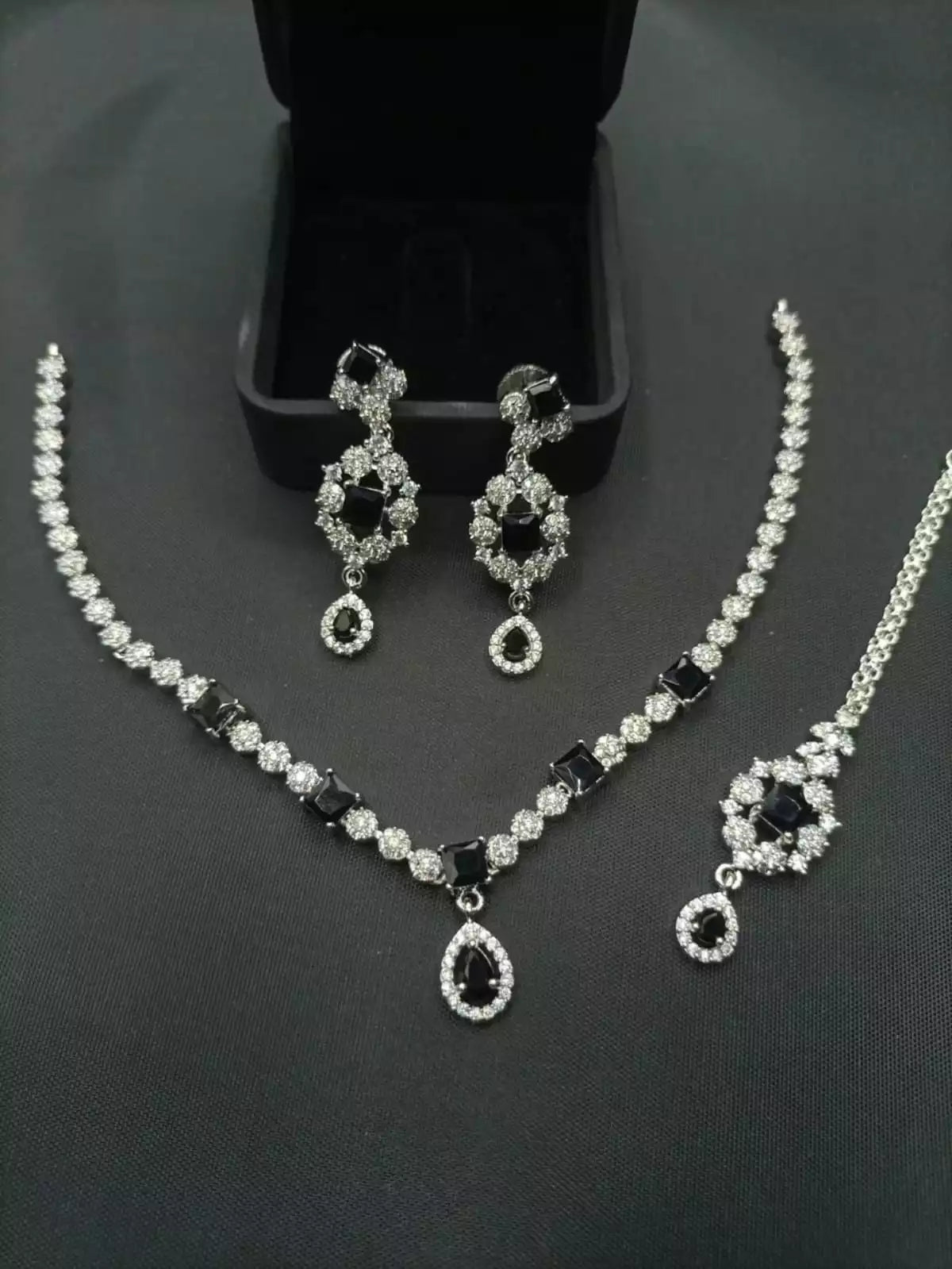 Indian zircon necklace set