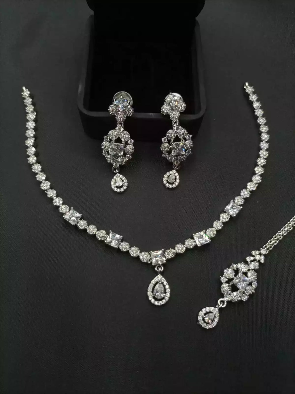 Indian zircon necklace set