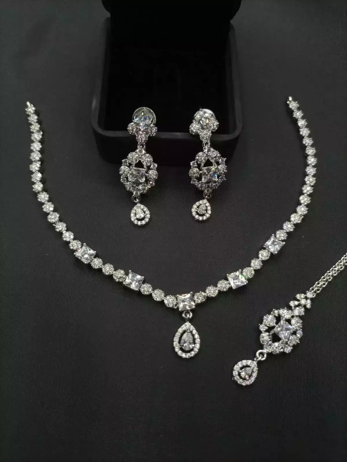 Indian zircon necklace set