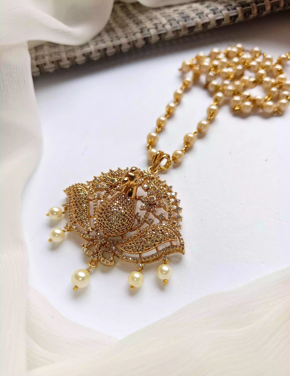 Micro zircon maala