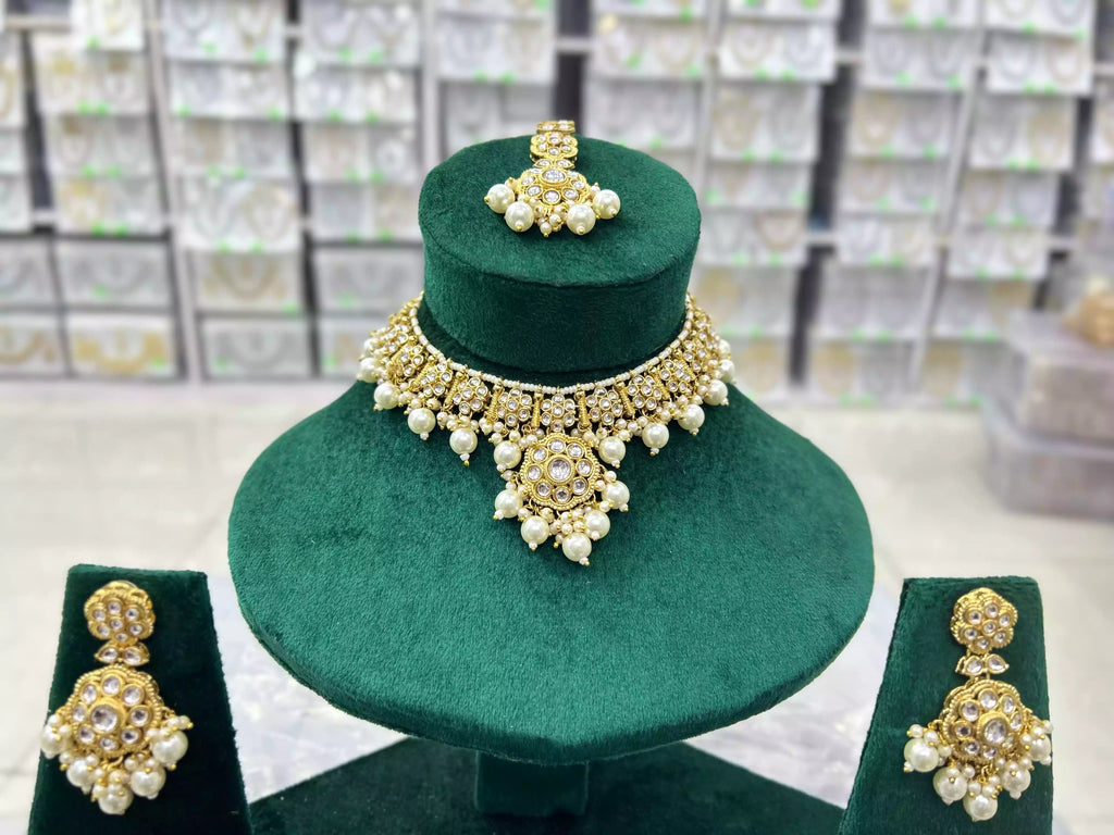 Indian kundan necklace set