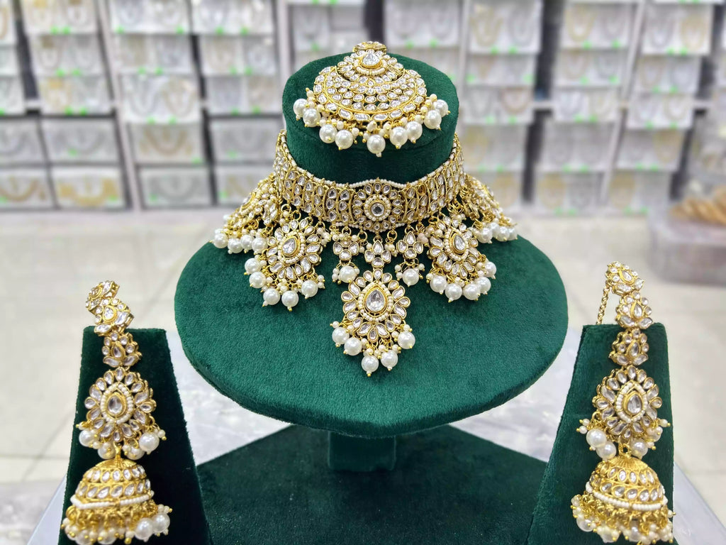 Indian kundan heavy bridal set