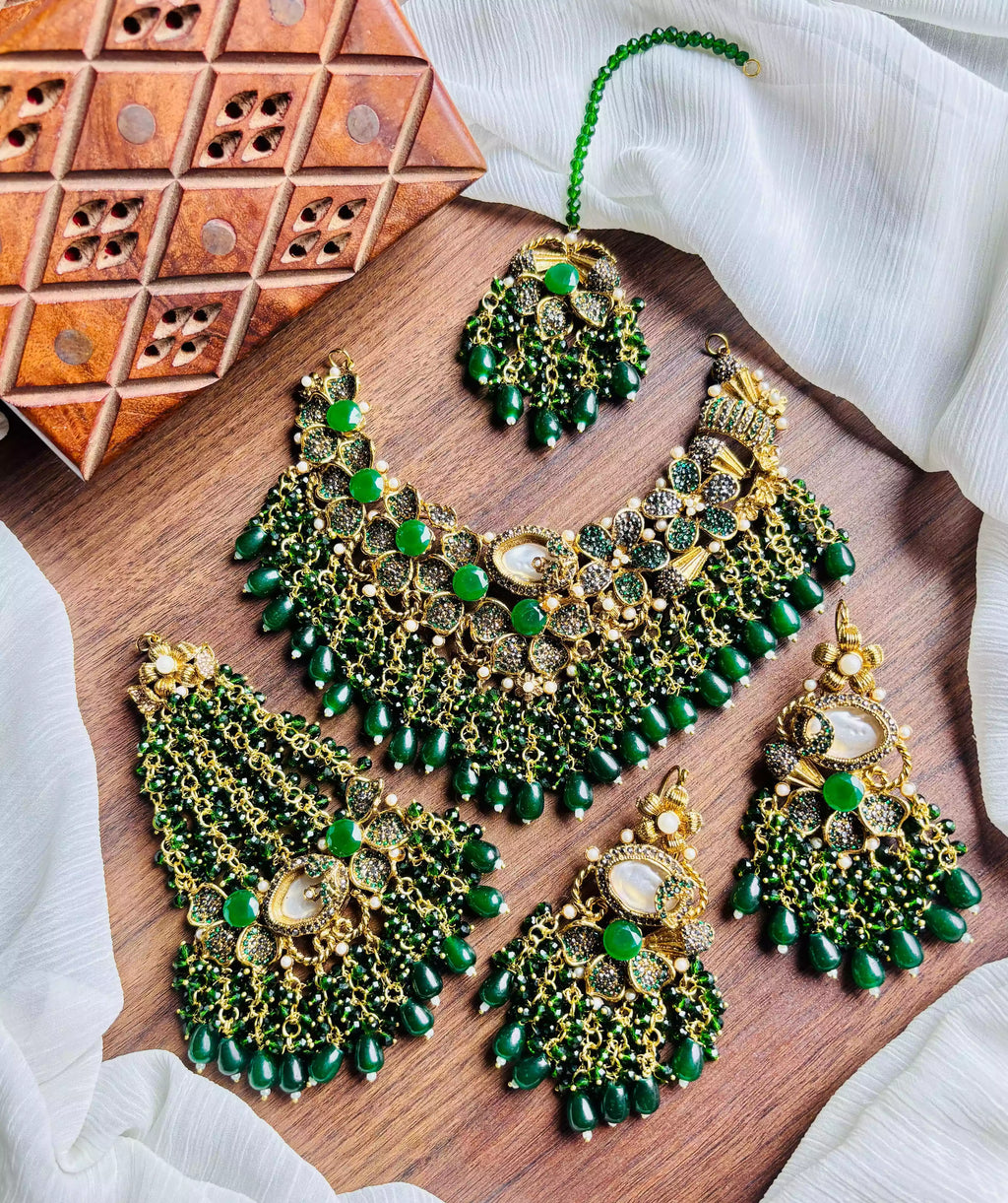 Handmade heavy bridal set