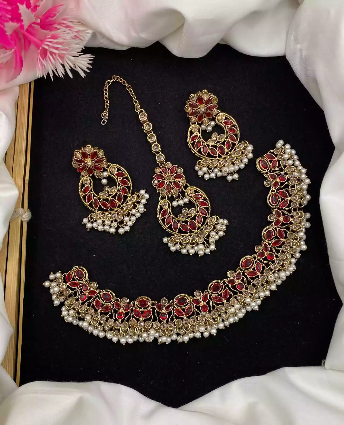 Reverse AD necklace set