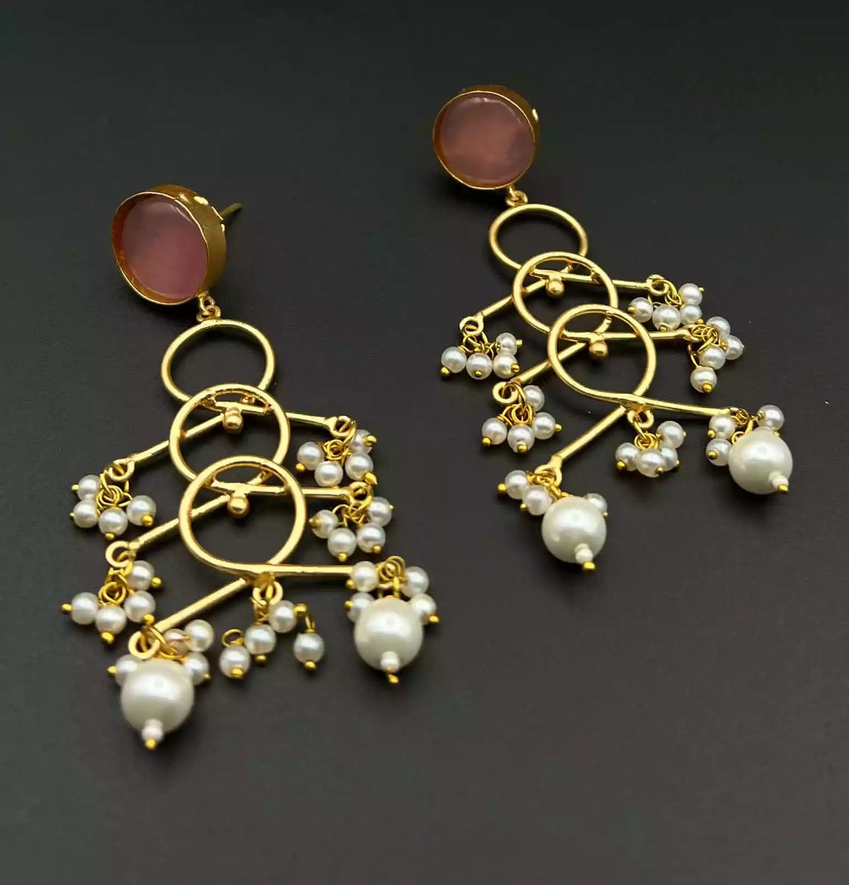 Luminate earrings Main image