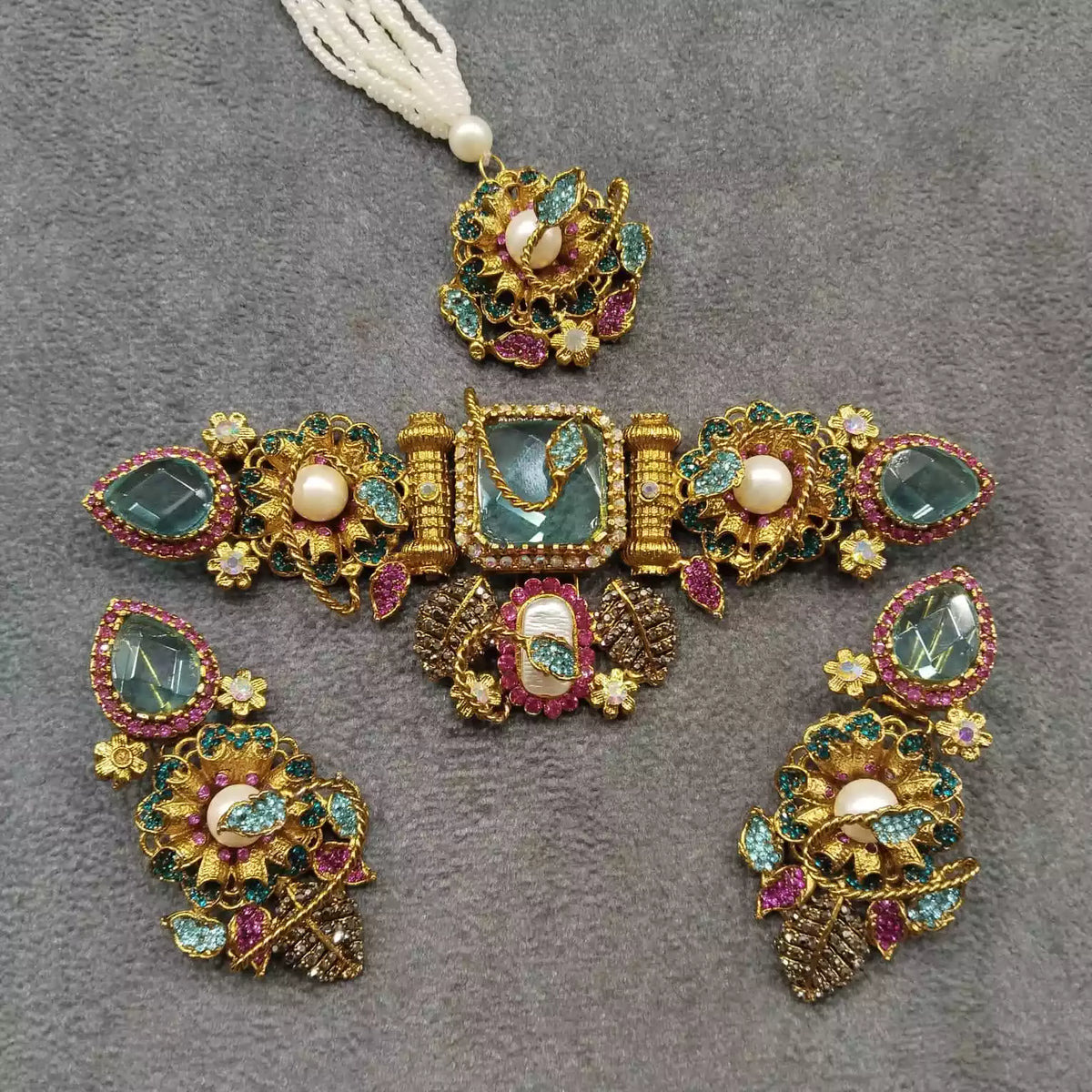 Handmade turkish choker set Main image