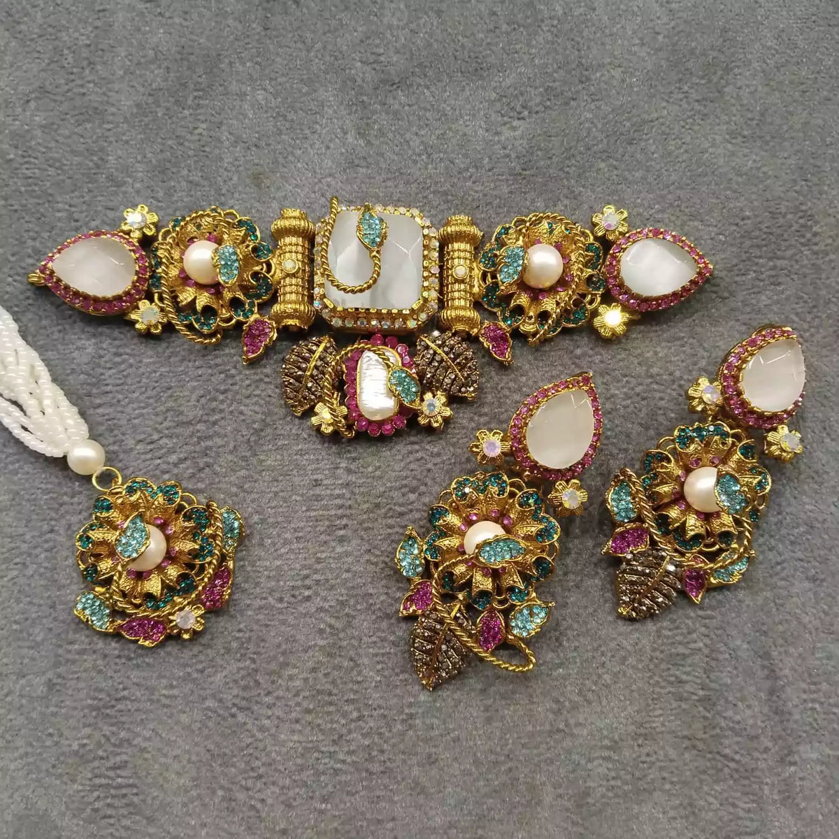 Handmade turkish choker set