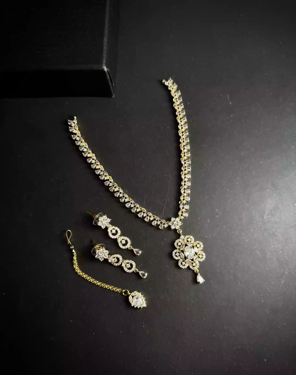 Indian zircon necklace set
