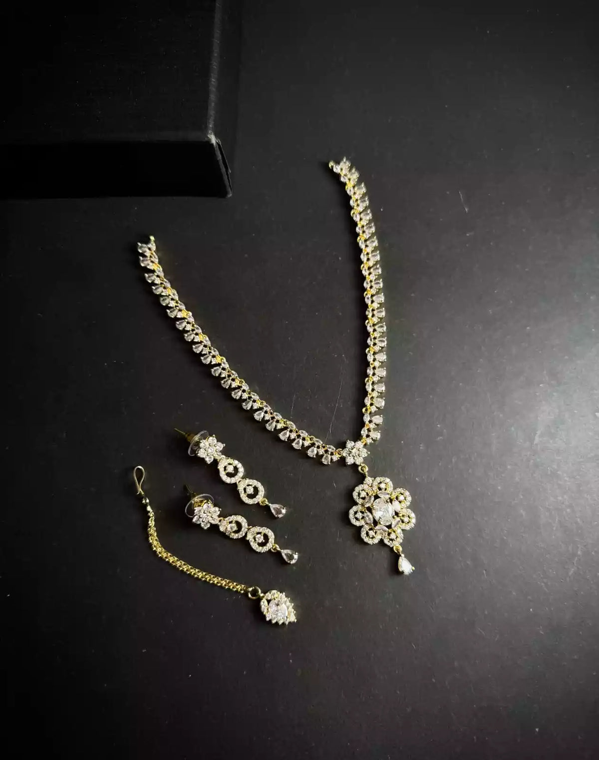 Indian zircon necklace set