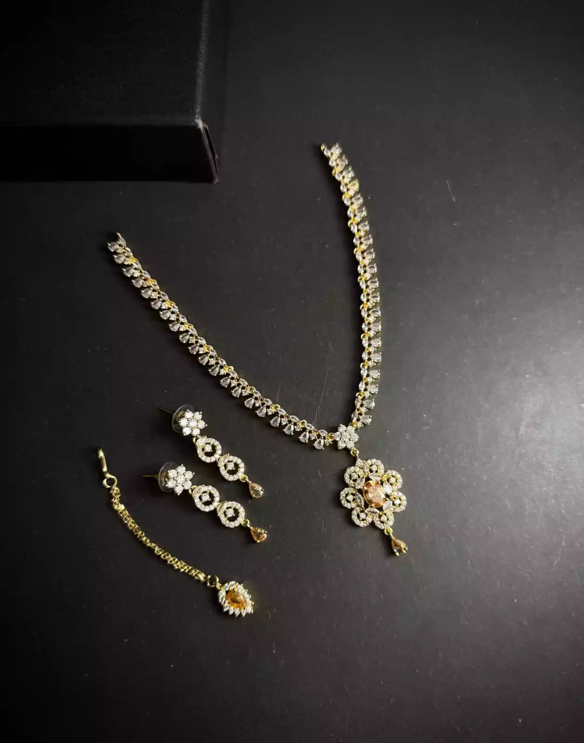 Indian zircon necklace set