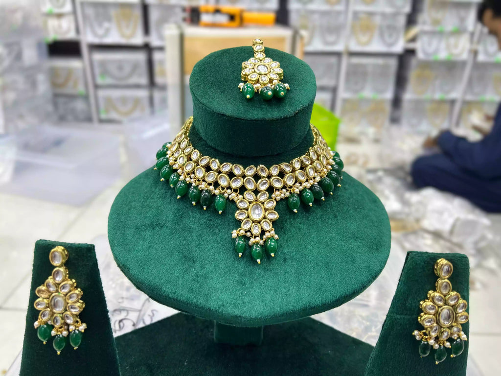 Indian kundan necklace set