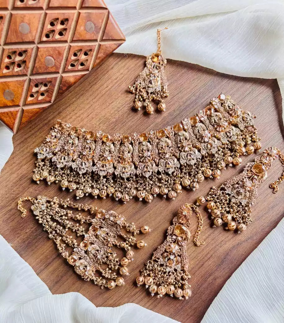 Handmade zircon bridal set
