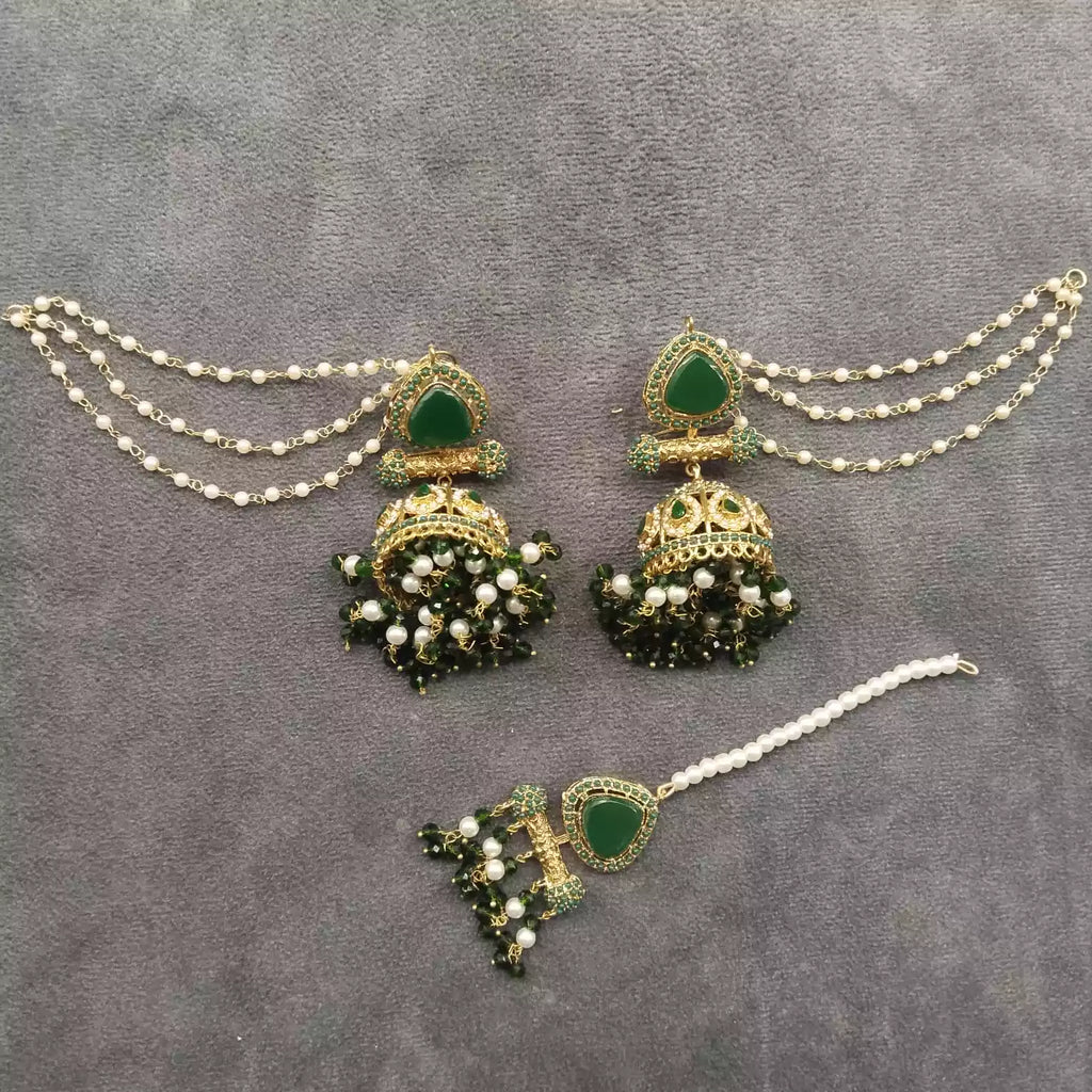Elegant jhumki teeka with saharay
