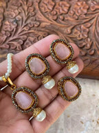 Zircon pendant set with ring