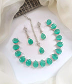 Big stone necklace set with teeka