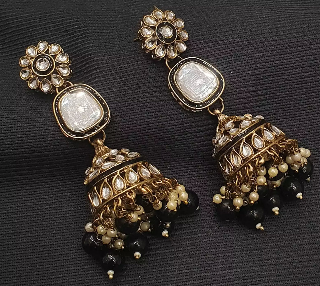 Indian kundan jhumki