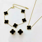 Clover locket set with bracelet
