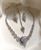 Indian necklace set with teeka