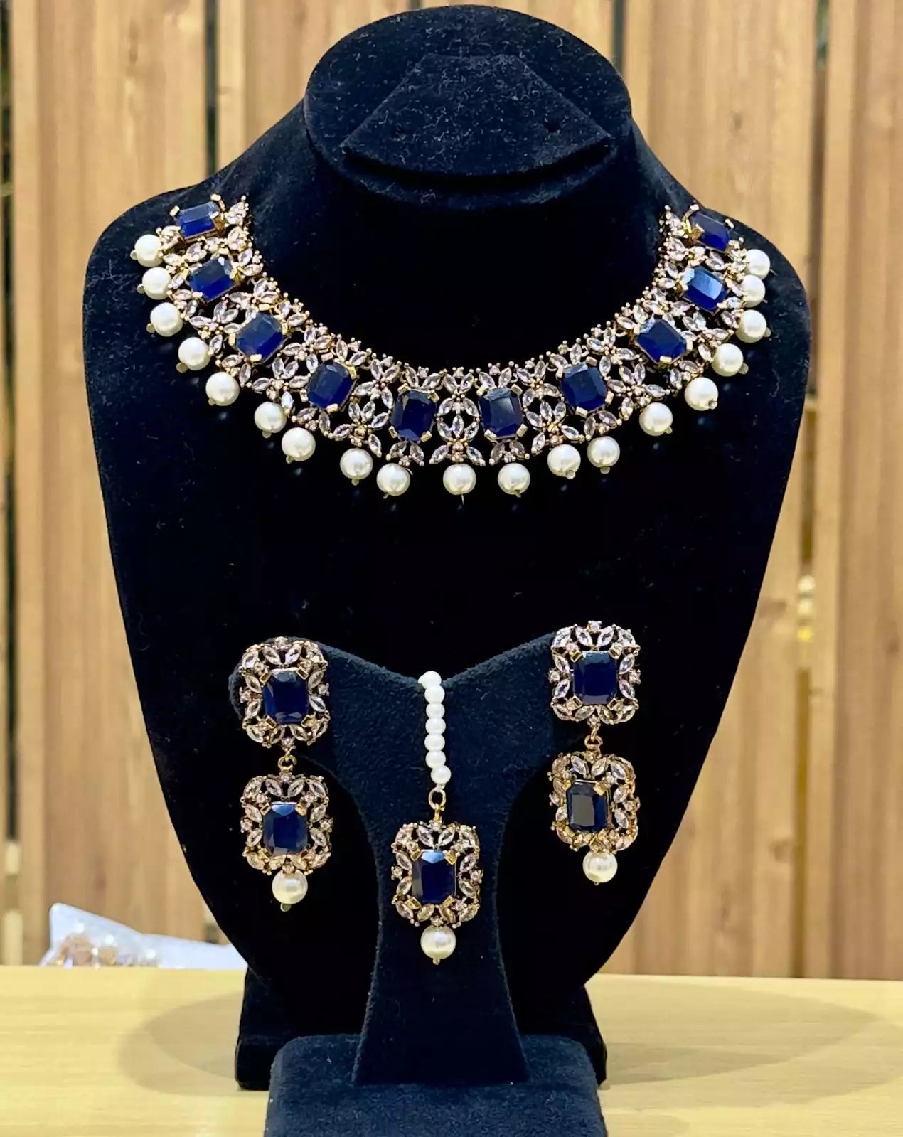 Pearl zirconia necklace set Secondary image