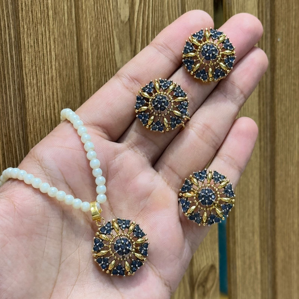 Gold plated locket set