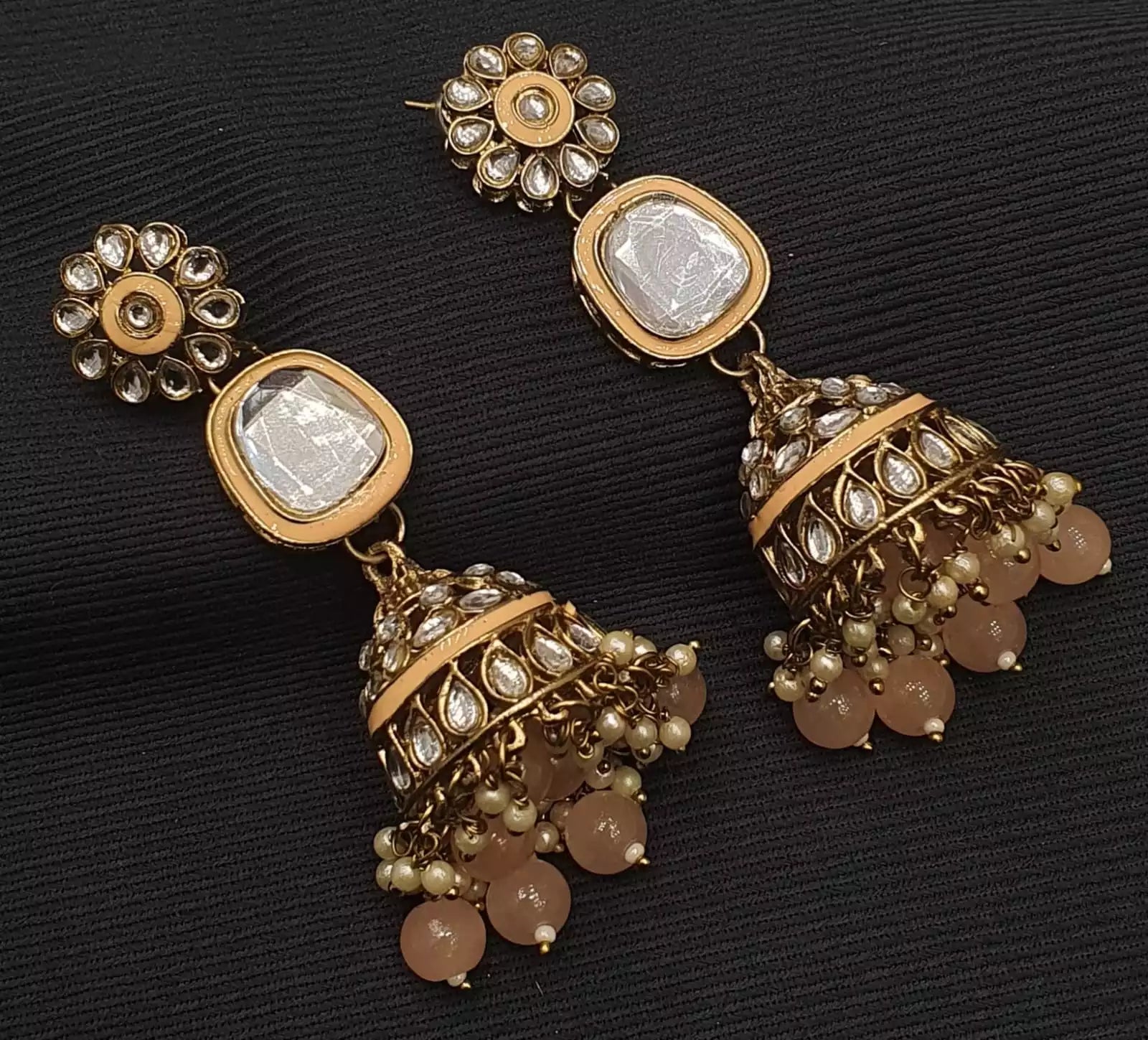 Indian kundan jhumki