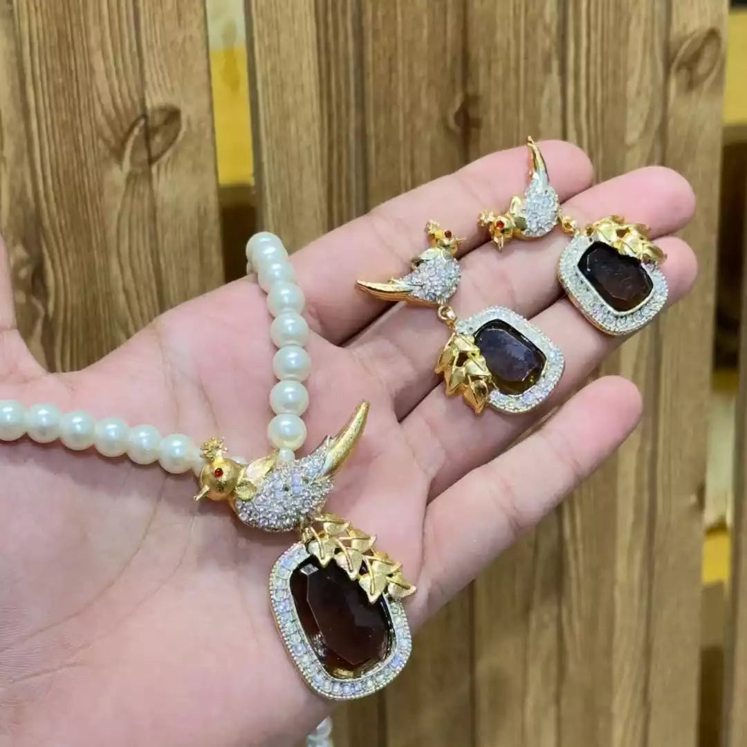 Designer bird locket set