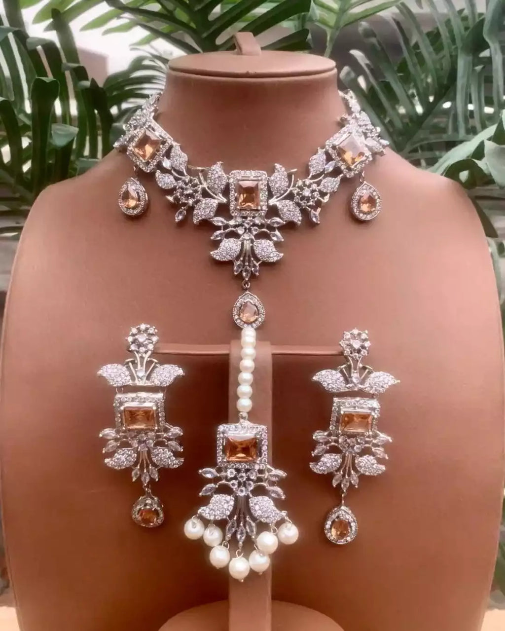 Rp jarao necklace set