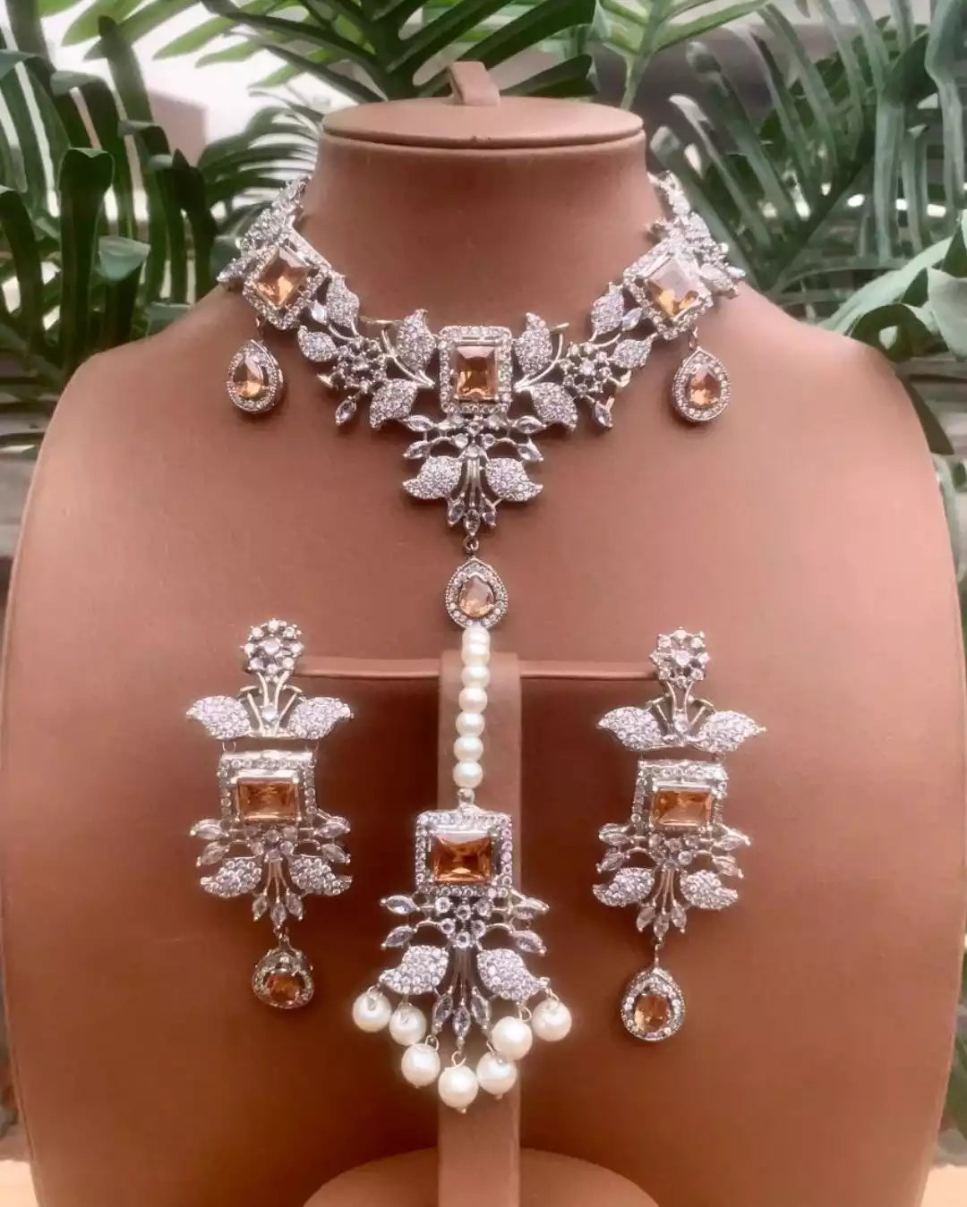 Rp jarao necklace set