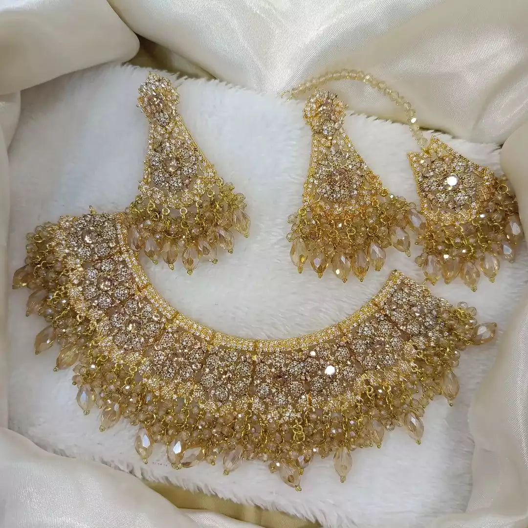 Heavy pearl bridal set Secondary image