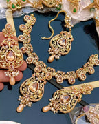 Gold plated designer set