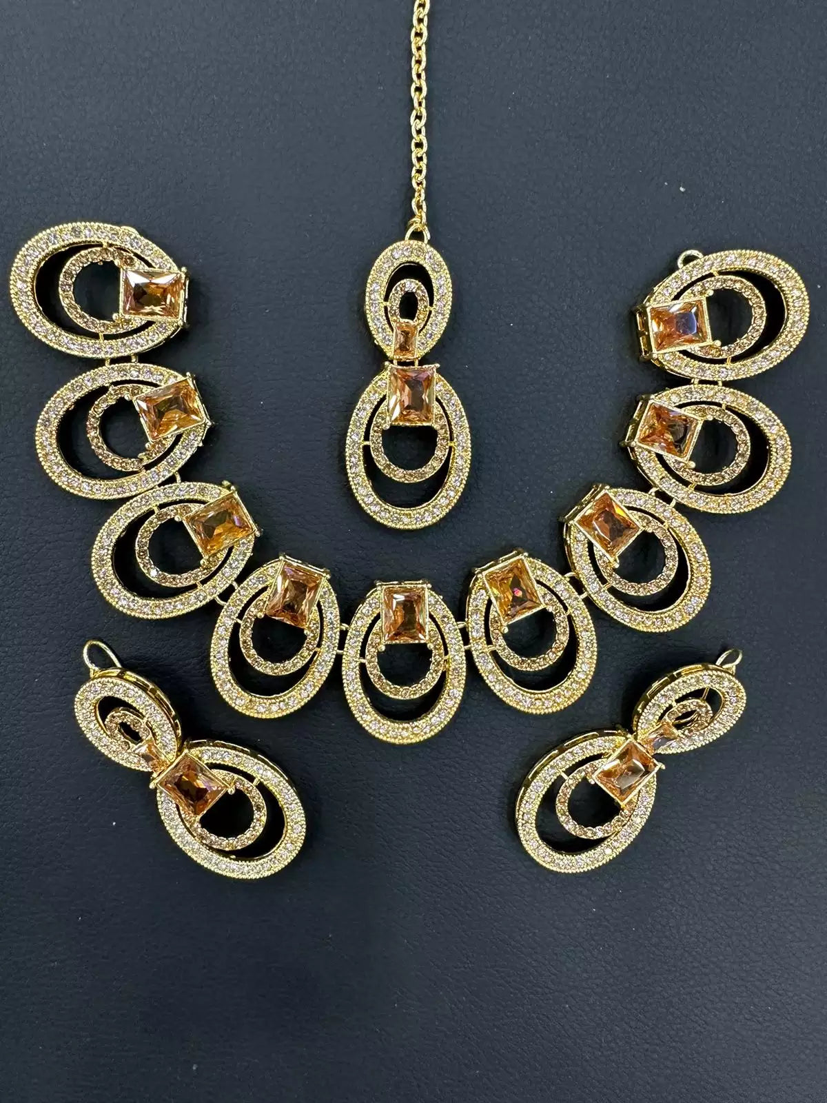 Miro zircon necklace set