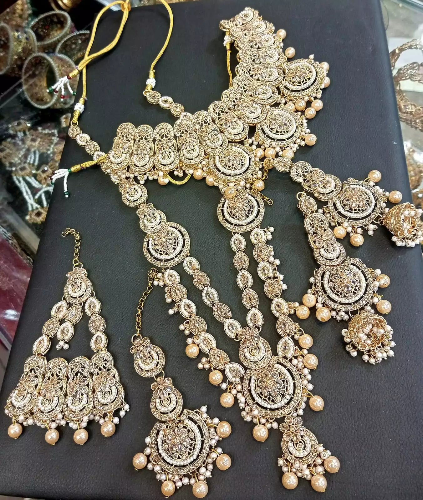 Double dholna complete bridal Secondary image